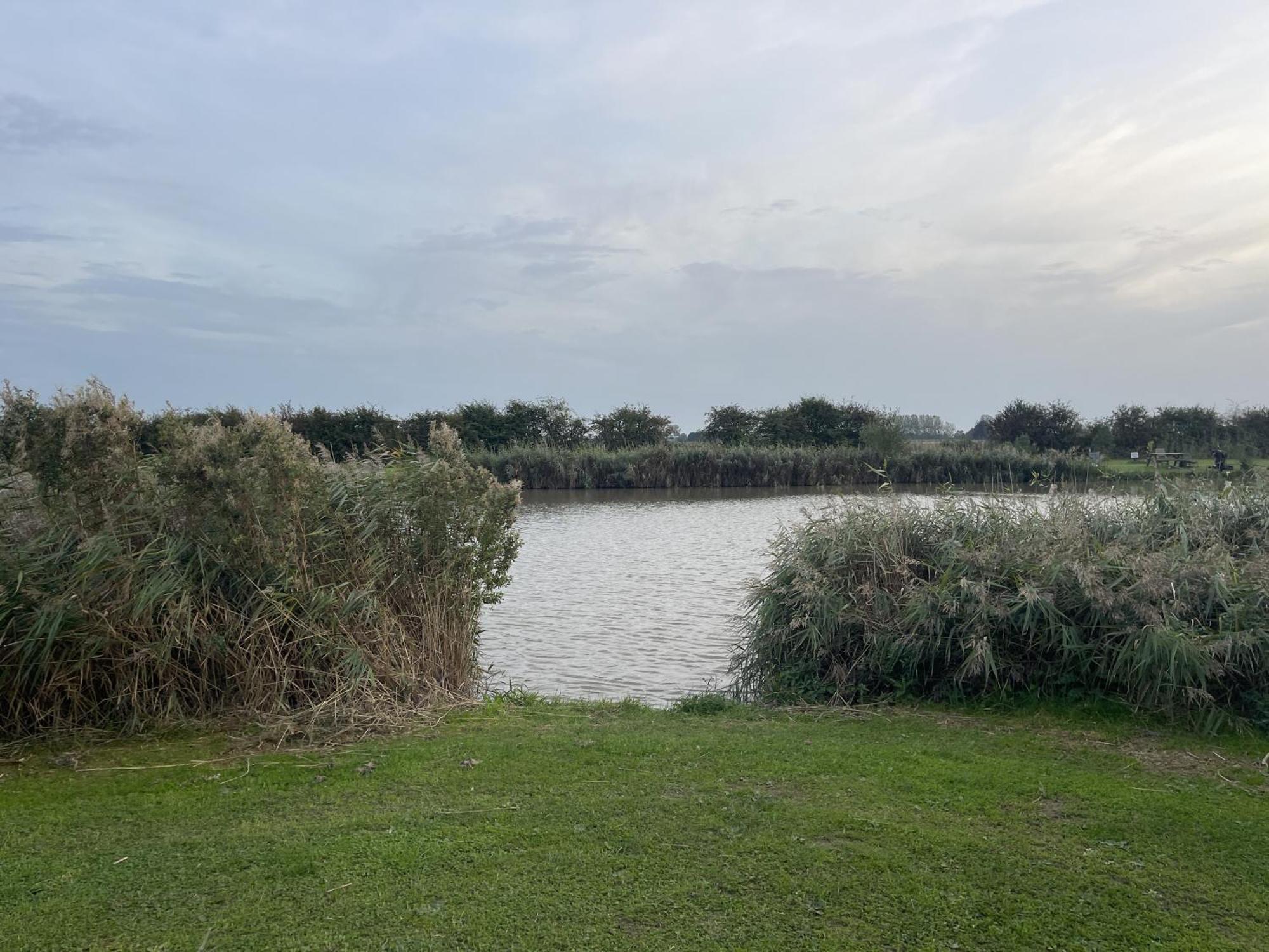 Lakeside Fishing Pods Vakantiehuis