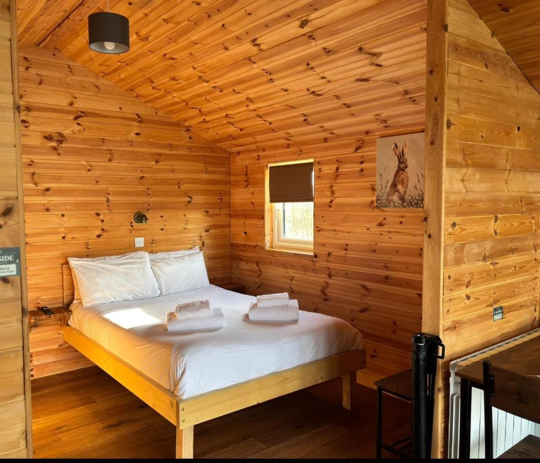 Lakeside Fishing Pods Vakantiehuis